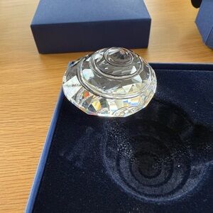Swarovski Crystal Spiral Top Shell Seashell